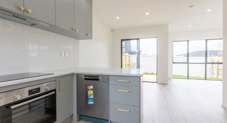  at 7/77 Glenmore Road, Sunnyhills, Manukau City, Auckland