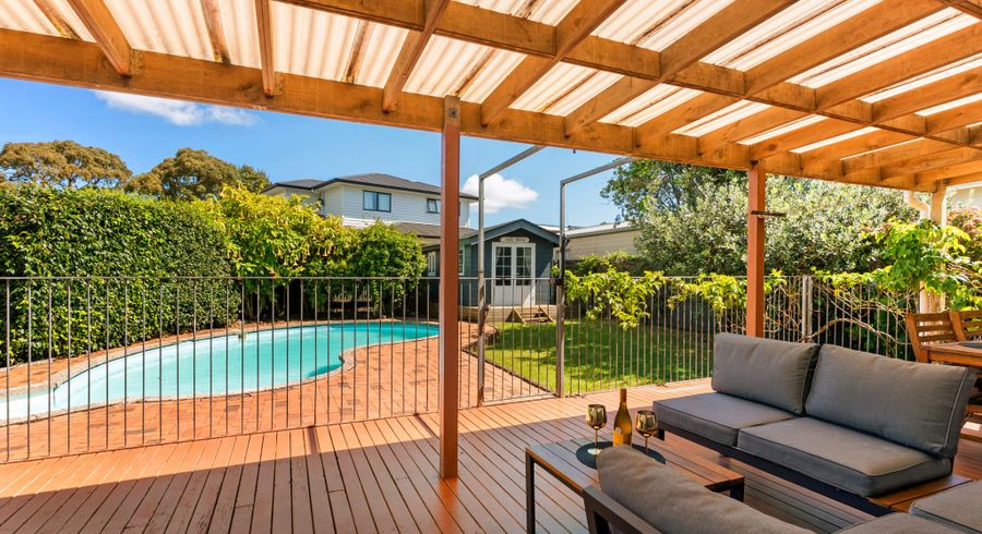  at 5 Becker Drive, Weymouth, Manukau City, Auckland