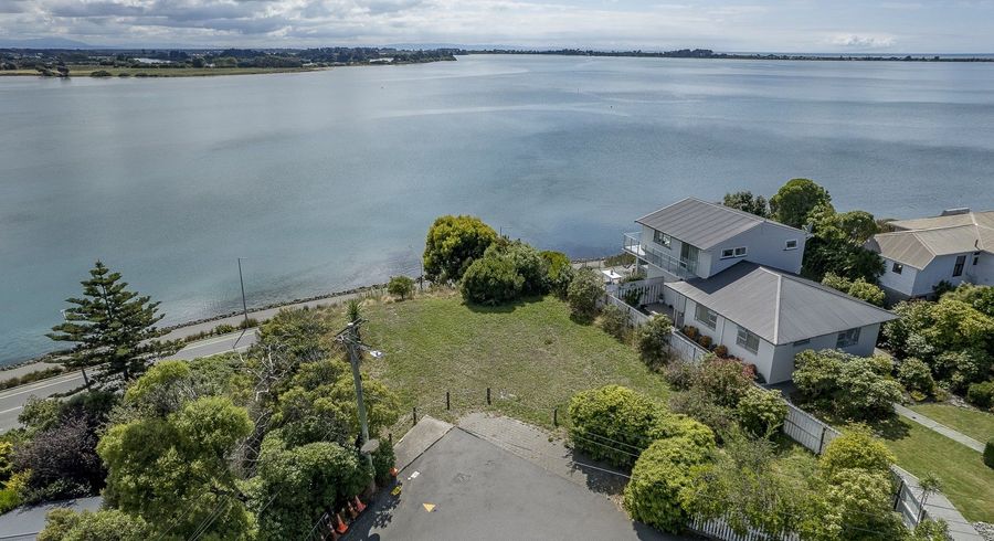  at 3 Quarry Road, Mount Pleasant, Christchurch