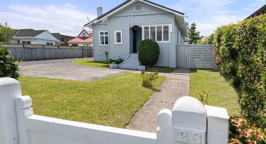  at 1/28 Ngataringa Road, Devonport, North Shore City, Auckland