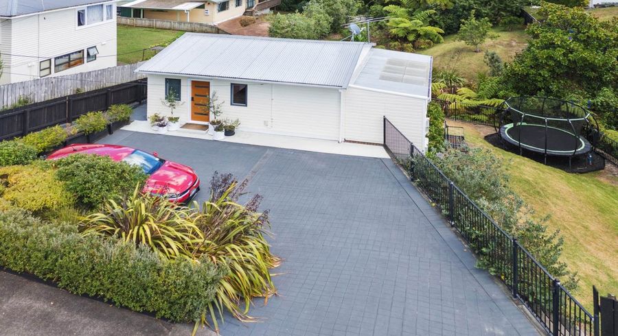  at 22 Pine Street, New Lynn, Waitakere City, Auckland