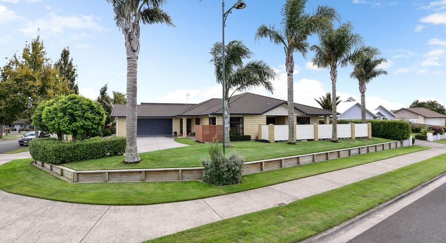  at 43 Darjon Drive, Huntington, Hamilton