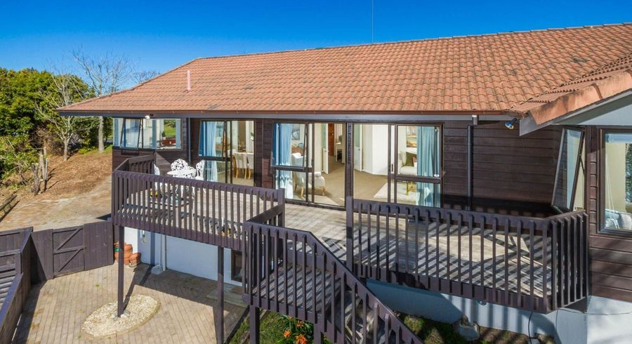  at 2 Cairnbrae Court, Northcross, North Shore City, Auckland