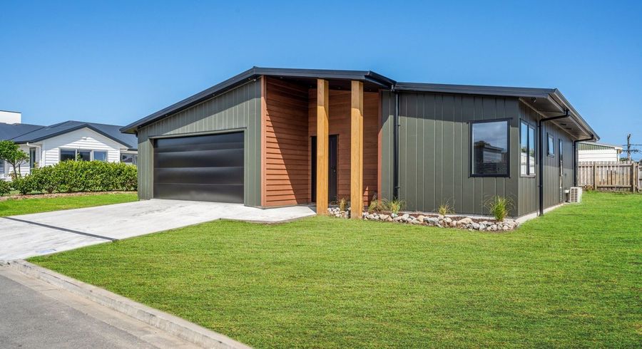  at 57 Seagrass Place, Otaki Beach, Otaki