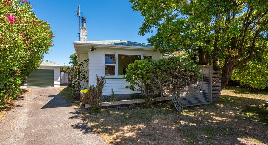  at 30 Anthony Grove, Paraparaumu Beach, Paraparaumu