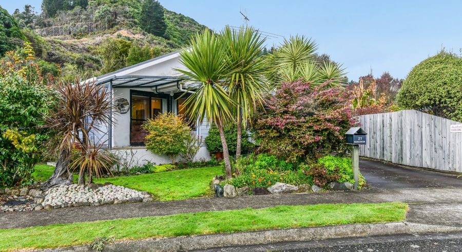  at 21 Clifford Avenue, Bishopdale, Nelson, Nelson / Tasman