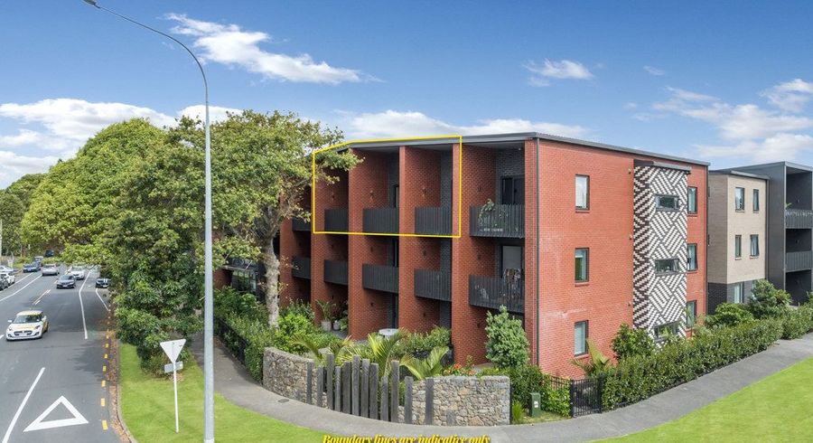  at 204/7B Hinaki Street, Point England, Auckland