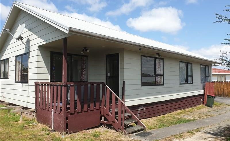  at 2/6 Fleming St, Manurewa East, Manukau City, Auckland