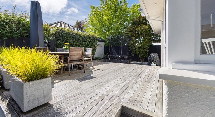  at 1/420 Memorial Avenue, Burnside, Christchurch City, Canterbury