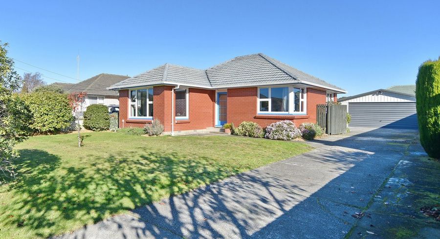  at 372 Breezes Road, Aranui, Christchurch City, Canterbury