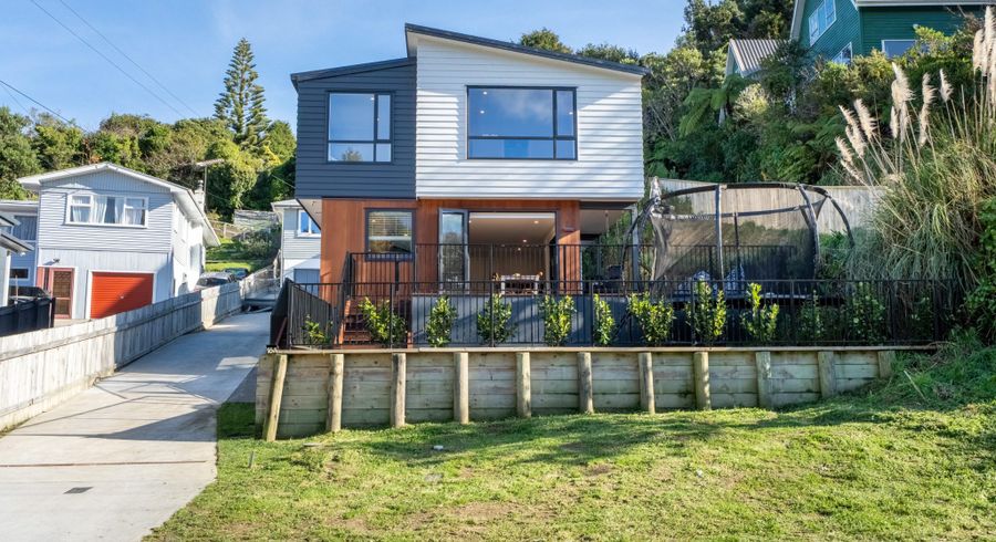  at 16A Wilfred Street, Tawa, Wellington, Wellington