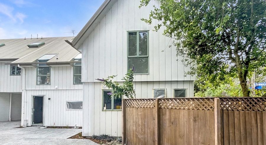  at 2/611 Madras Street, St. Albans, Christchurch City, Canterbury