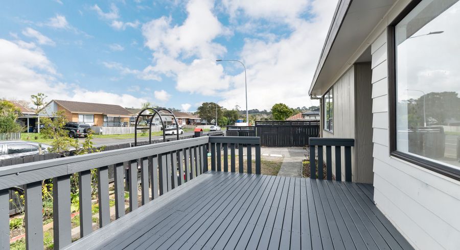  at 1/217 Waitemata Drive, Ranui, Waitakere City, Auckland
