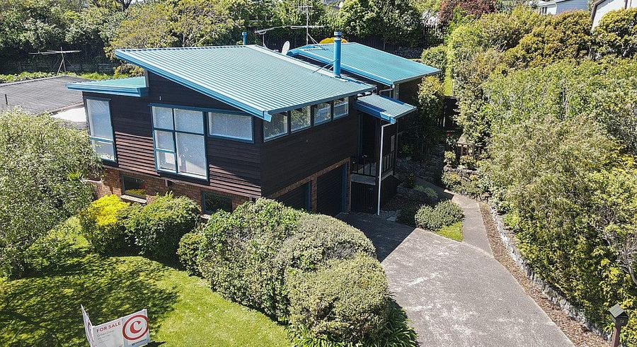  at 72 Churton Drive, Churton Park, Wellington