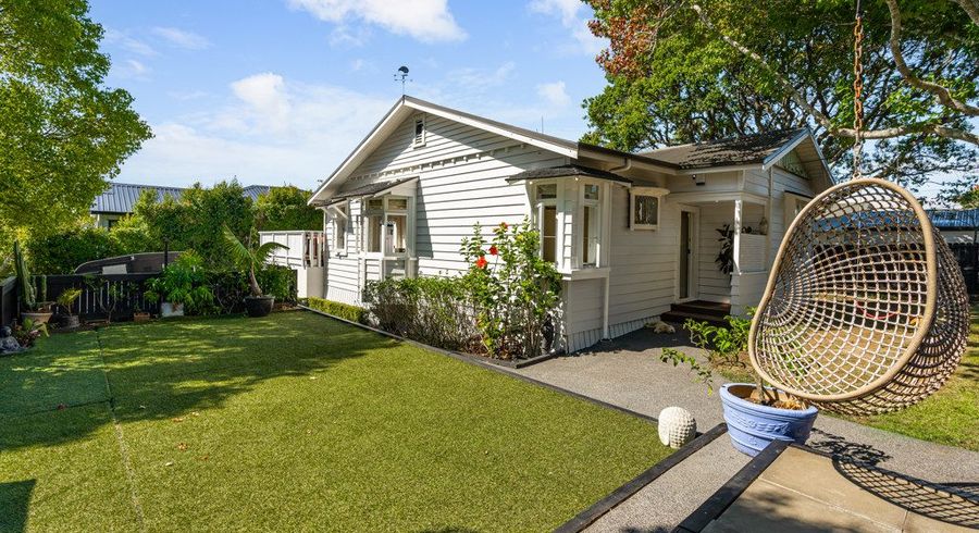  at 61 Miro Street, New Lynn, Waitakere City, Auckland