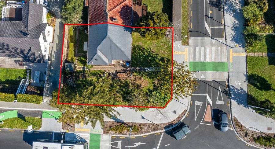  at 2 Meola Road, Westmere, Auckland City, Auckland