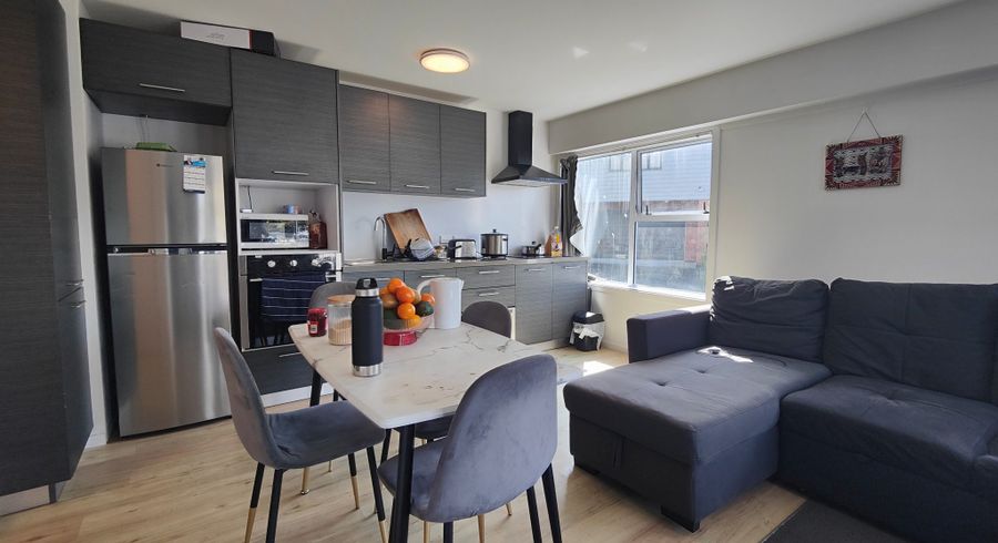  at 2/32 Akaroa Drive, Maupuia, Wellington, Wellington