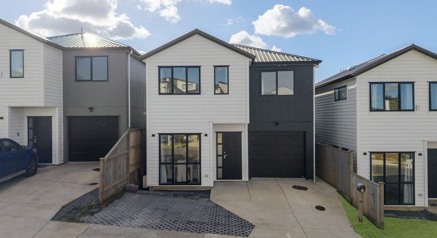  at 8 Frontier Lane, Flat Bush, Manukau City, Auckland