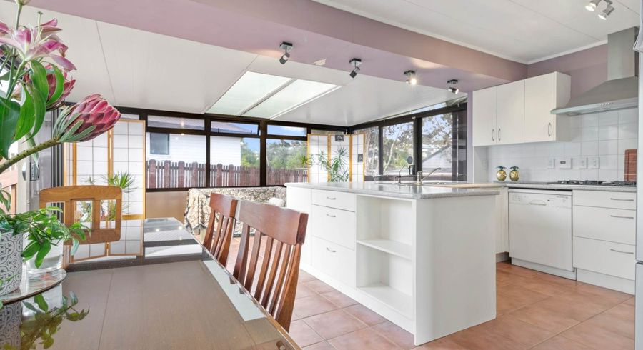  at 7 Wren Place, Unsworth Heights, Auckland