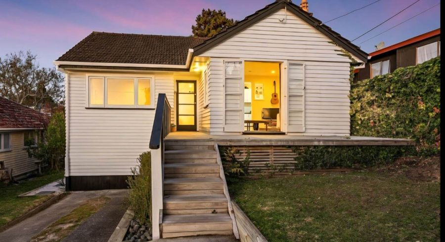  at 12 Arahoe Road, New Lynn, Waitakere City, Auckland