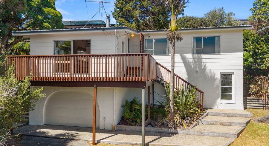  at 10 Telstar Place, Beach Haven, North Shore City, Auckland