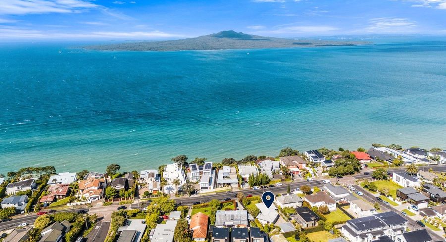  at 59 Seacliffe Avenue, Belmont, North Shore City, Auckland