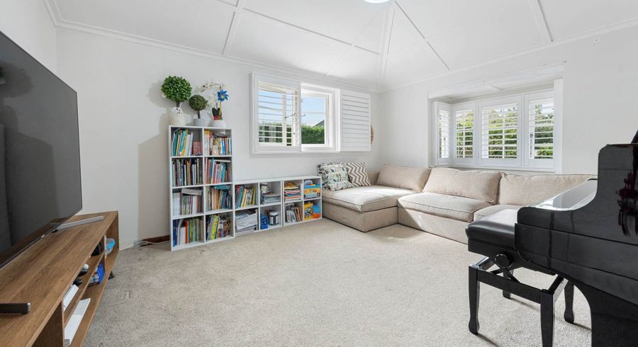  at 33 Shackleton Road, Mount Eden, Auckland City, Auckland