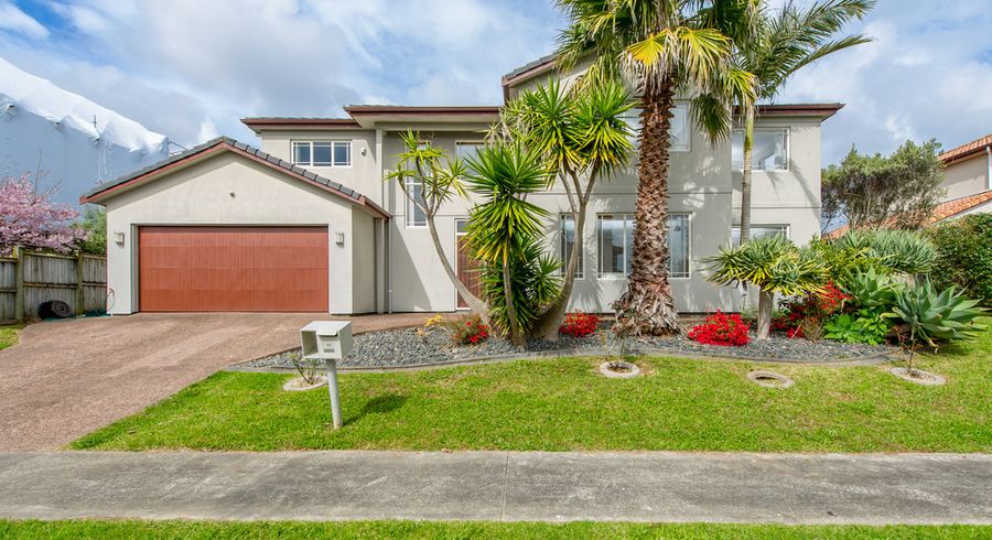  at 11 Cherrywood Crescent, Northpark, Auckland