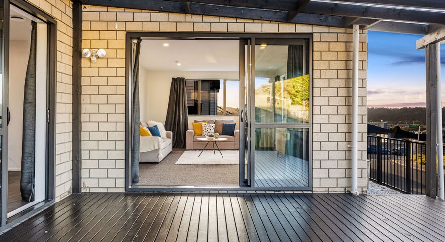  at 16 Eric Gifford Drive, Ranui, Auckland