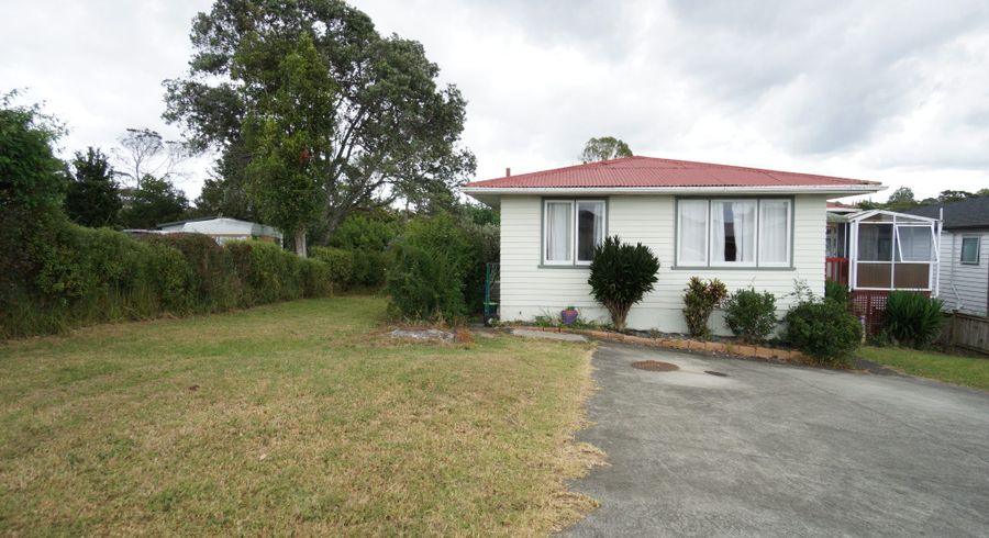  at 13B Maybelle Place, Kelston, Auckland