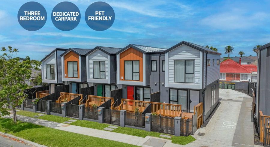  at 8/460 Massey Road, Mangere, Manukau City, Auckland