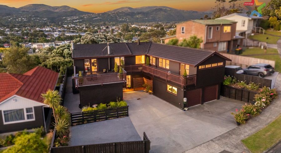  at 15 Summit Road, Fairfield, Lower Hutt