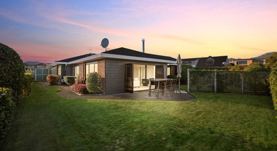  at 2/77 Harvey Street, Waipahihi, Taupō