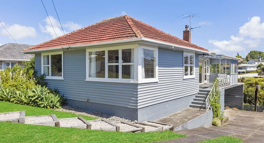  at 10 Macpherson Street, Meadowbank, Auckland City, Auckland