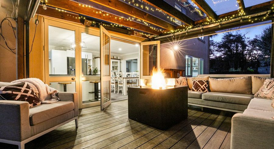  at 19 Twin Court, Albany, Auckland