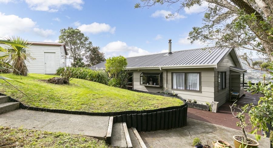  at 37 Westhaven Drive, Tawa, Wellington