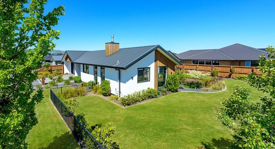  at 60 Oaks Drive, Lincoln, Lincoln