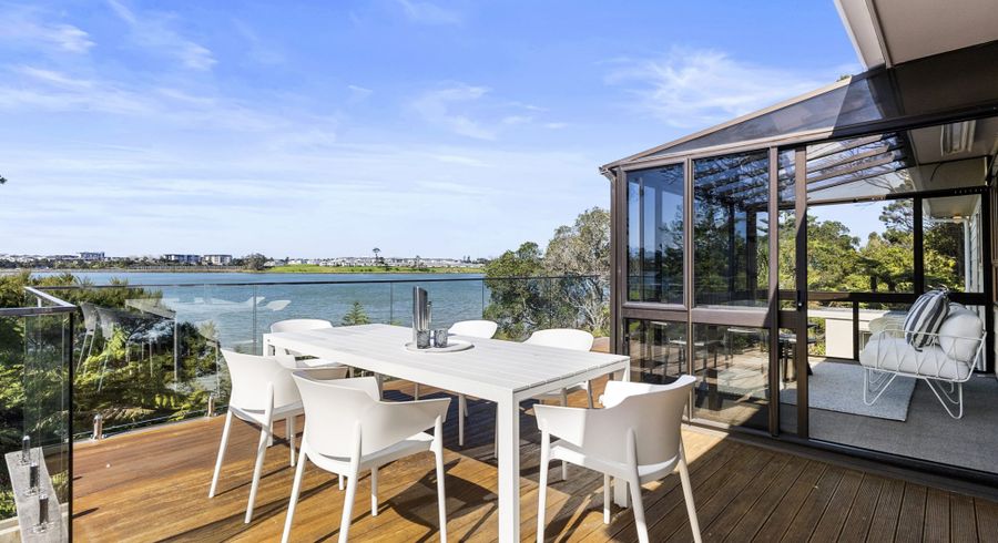  at 27 Ferry Parade, Herald Island, Auckland