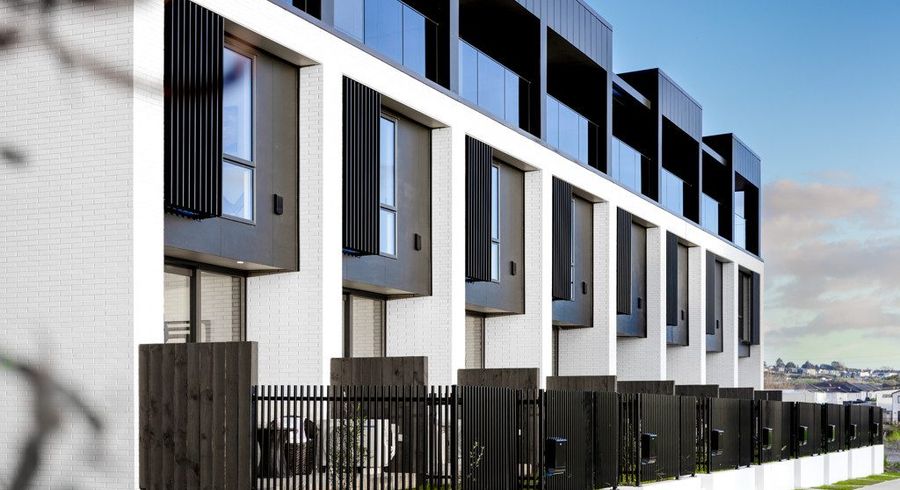  at 102 Whakatupu Road, Flat Bush, Manukau City, Auckland