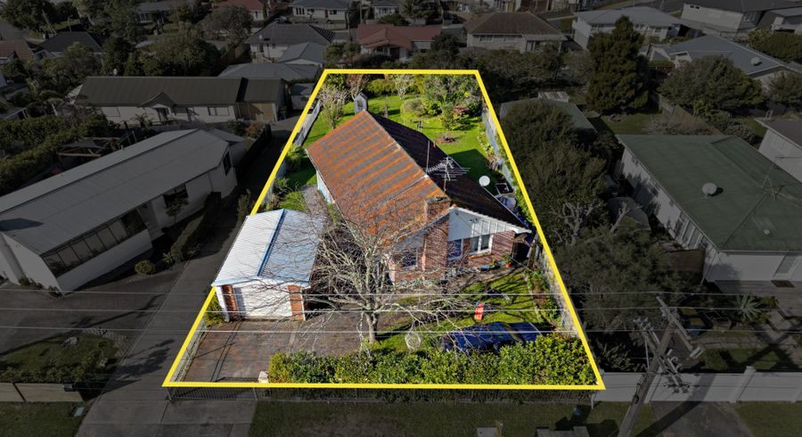 at 17 Tramway Road, Beach Haven, North Shore City, Auckland
