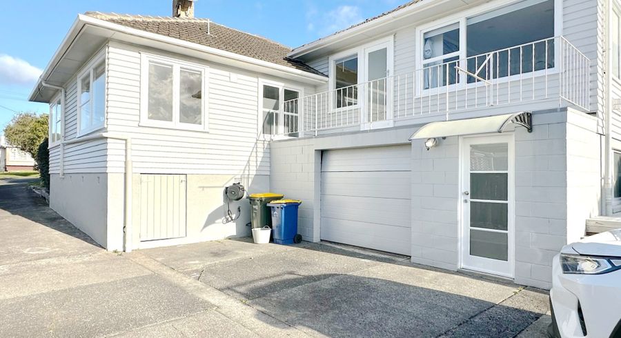  at 4 Benders Avenue, Hillcrest, Auckland