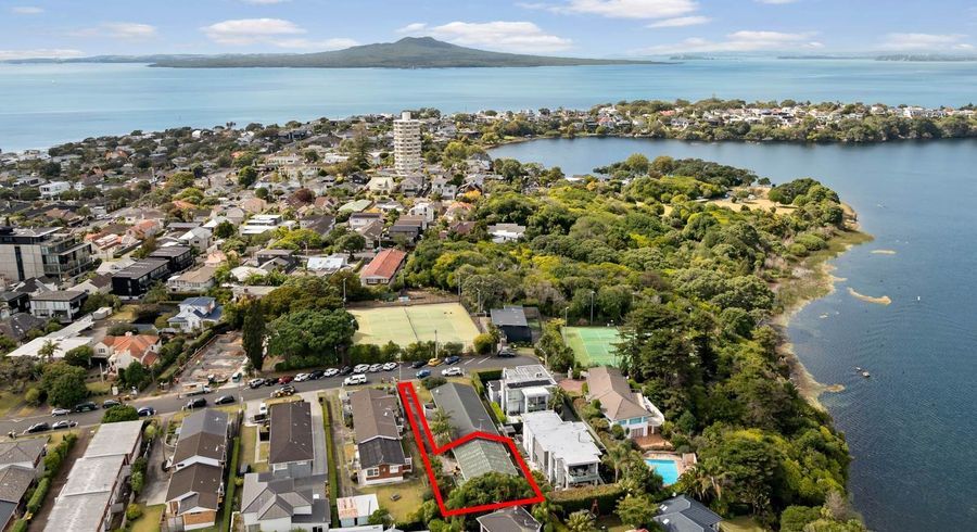  at 3/15 Dodson Avenue, Milford, Auckland