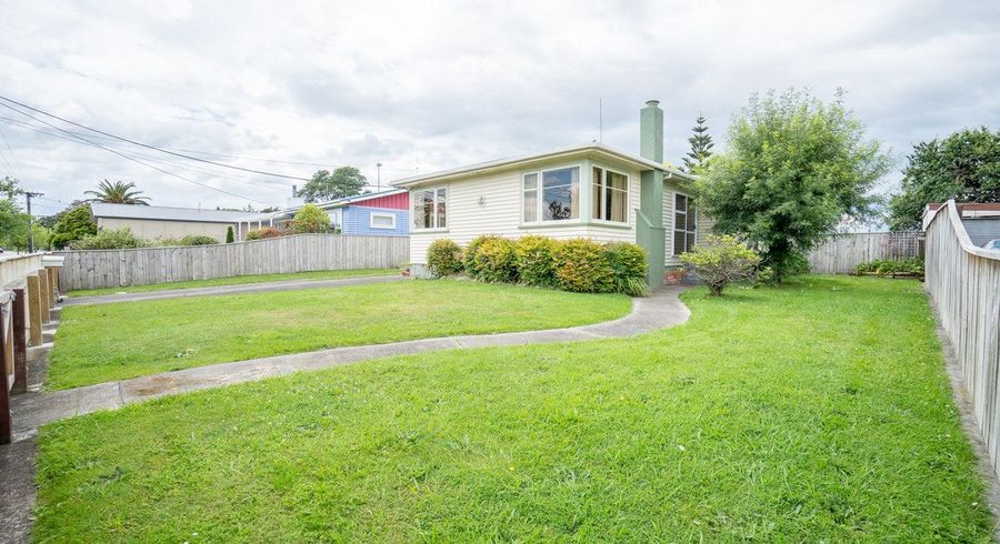  at 43 Leeds Street, Milson, Palmerston North, Manawatu / Whanganui