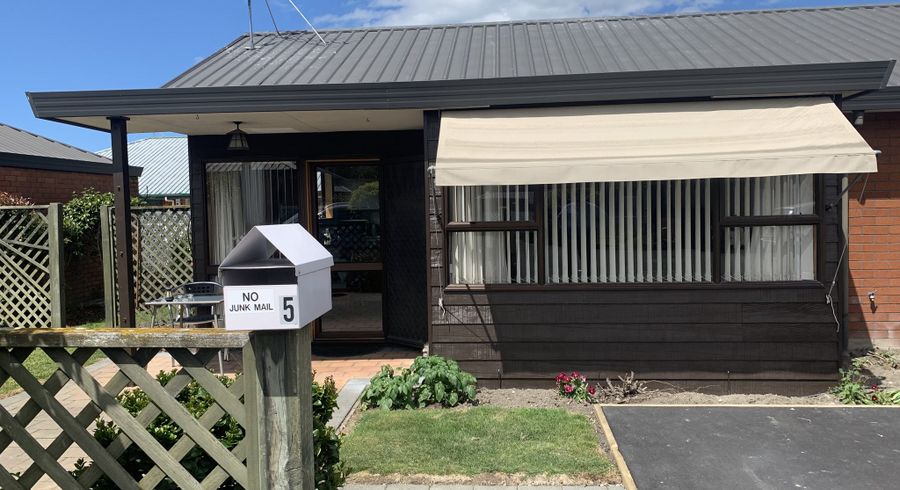  at 6/11 Cox Street, Ashburton, Ashburton