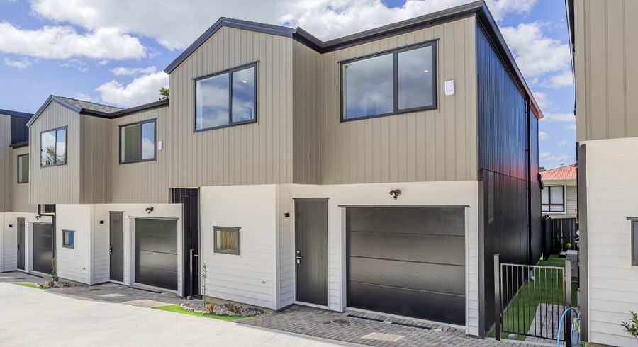  at Lot 10/7 Edgerton Road, Te Atatu Peninsula, Waitakere City, Auckland