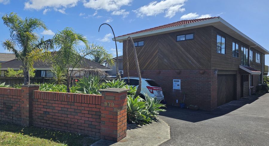  at 1/979 Beach Rd, Torbay, North Shore City, Auckland