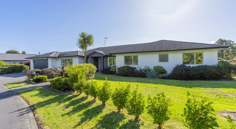  at 5 Moss Lane, Raumati Beach, Kapiti Coast, Wellington