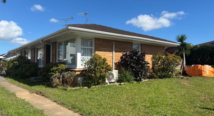  at 1/16 Stanniland Street, Sunnyhills, Manukau City, Auckland