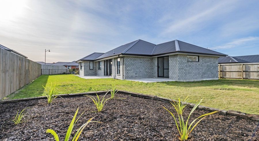  at 24 Cherry Avenue, Darfield, Darfield