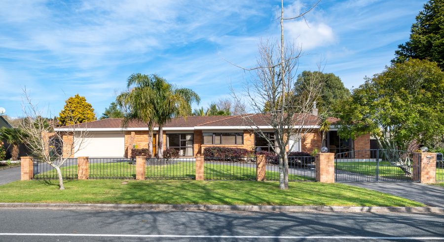  at 2 Vintners Close, Huapai, Kumeu
